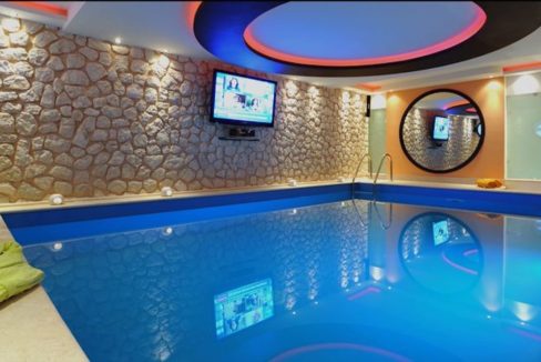 9 bedroom luxury Villa for sale in Corfu with private pool 5