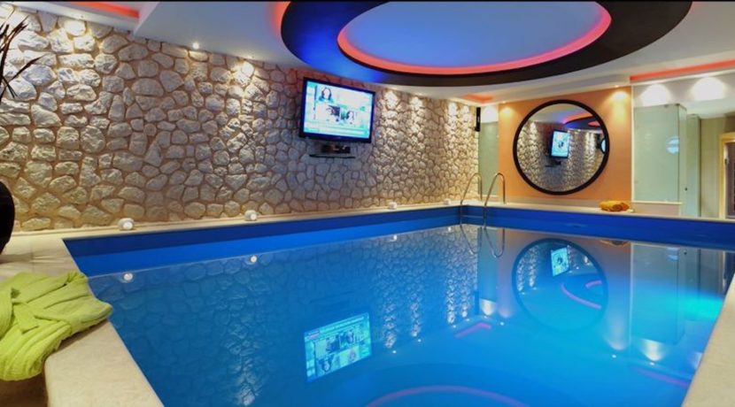9 bedroom luxury Villa for sale in Corfu with private pool 5