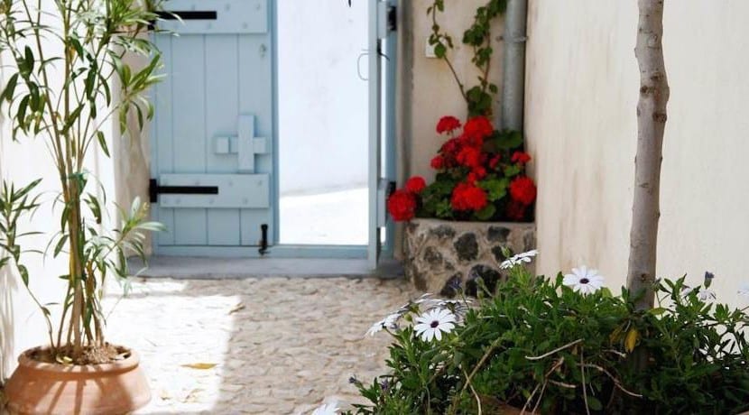 Buy House Santorini 14