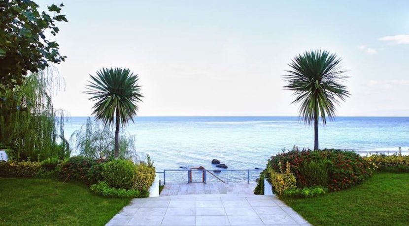1st on the Beach Luxury Villa Halkidiki Kassandra 24_resize