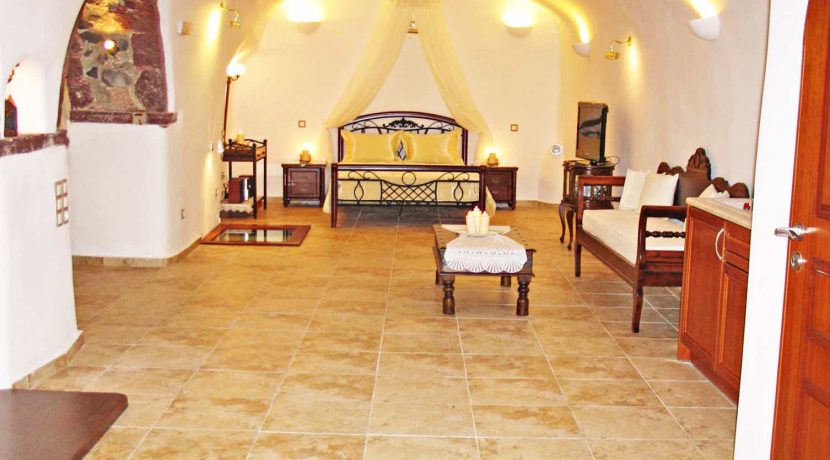 CAldera Hotel Santorini FOR SALE30