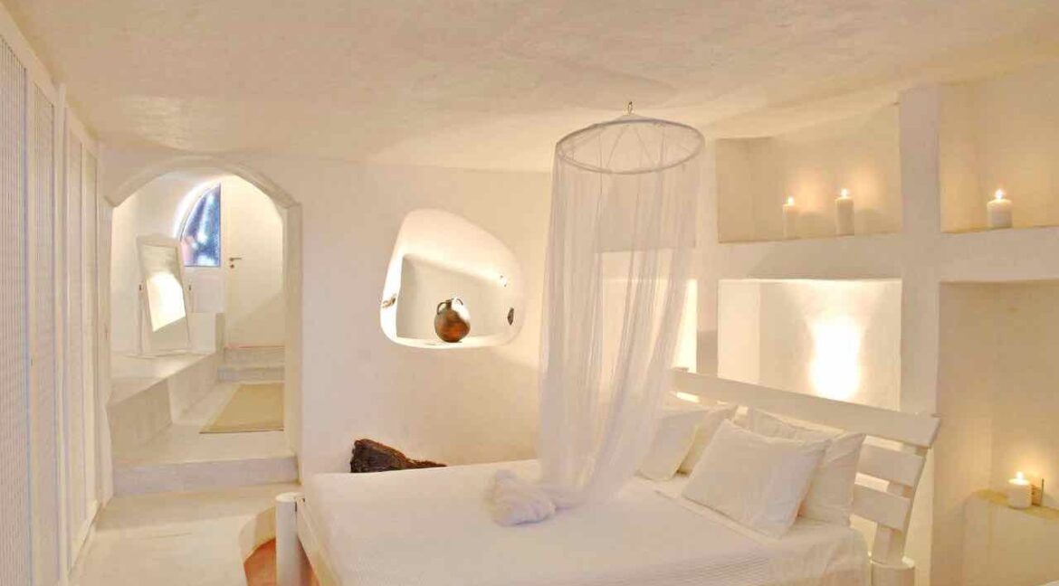 LUXURY CAVE VILLA IMEROVIGLI SANTORINI 3