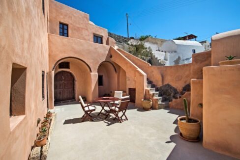 VILLA AT FOINIKIA OIA SANTORINI GREECE 5