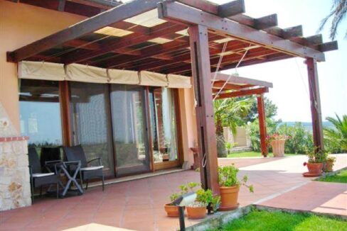 Villa with Pool For Rent Halkidiki Greece 07