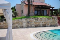 Villa with Pool For Rent Halkidiki Greece 10