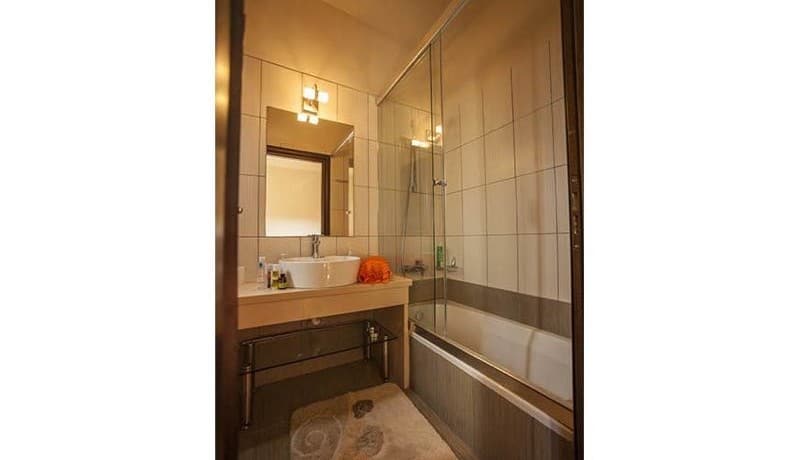 Buy Villa in Agios Nikolaos Crete GReece 4