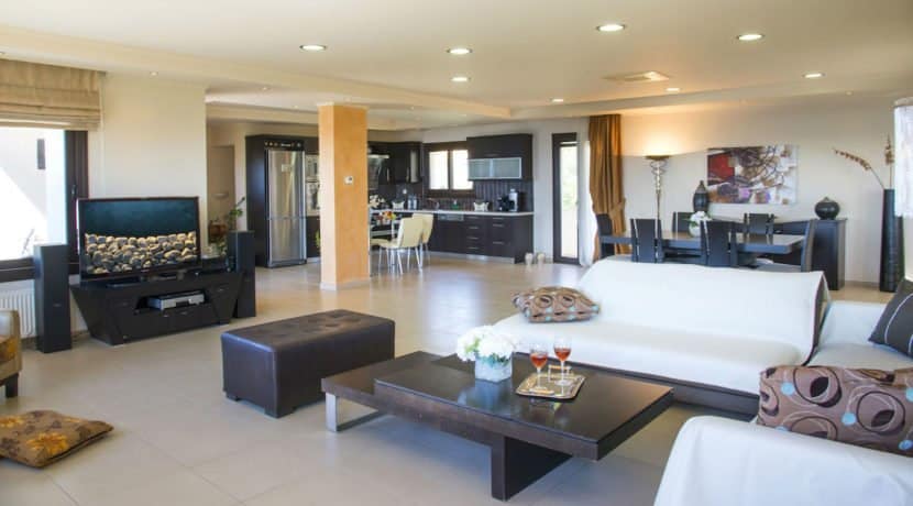 Villa with Sea Views Elounda, 250 square meter villa has 5 bedrooms. Elounda crete Property, Villa in Elounda Crete, Real Estate Crete 15