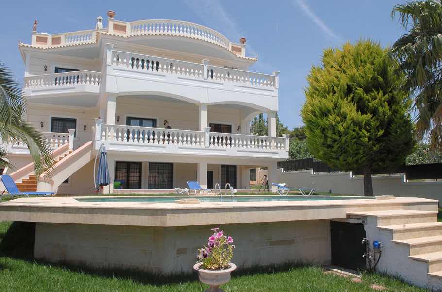 Magnificent Villa in Porto Rafti Attica Greek Exclusive Properties