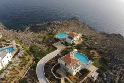 Seafront Villa in Crete