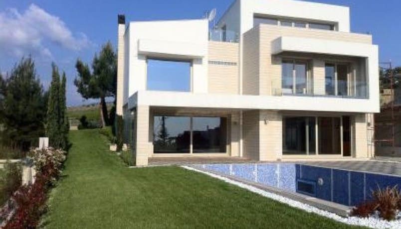 Modern Villa For Sale Thessaloniki 0