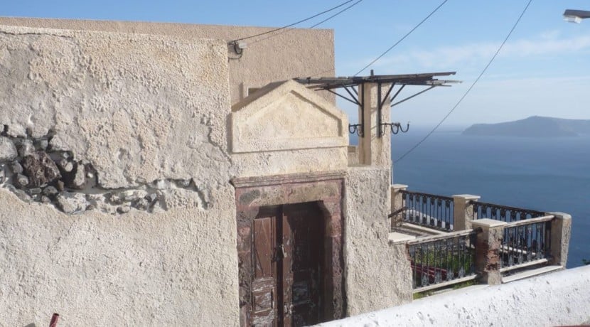 Property in Caldera Santorini for Sale 6