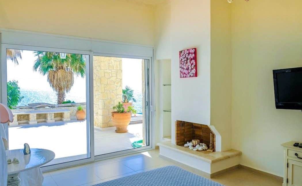 Beautiful beachfront Villa at Halkidiki, Kassandra Halkidiki, Skioni, Halkidiki Properties, Seafront Villa Halkdidiki Greece 15