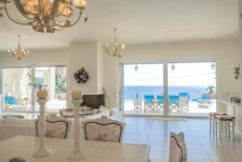 Beautiful beachfront Villa at Halkidiki, Kassandra Halkidiki, Skioni, Halkidiki Properties, Seafront Villa Halkdidiki Greece 8