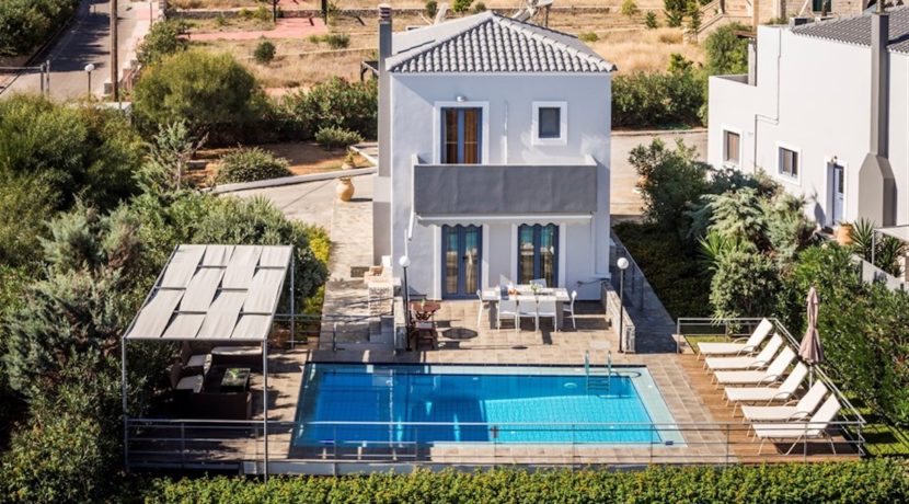 House with Pool for Sale at Chania 16