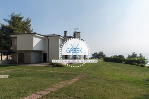 Luxury Private Villa at Chalkidiki, Seafront Property in Halkidiki, Halkidiki Properties 5