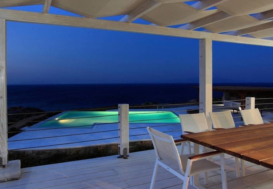 Villa for Sale Mykonos, Seafront Villa in Elia Beach Mykonos, Mykonos Real Estate 17