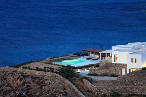 Villa for Sale Mykonos, Seafront Villa in Elia Beach Mykonos, Mykonos Real Estate 18