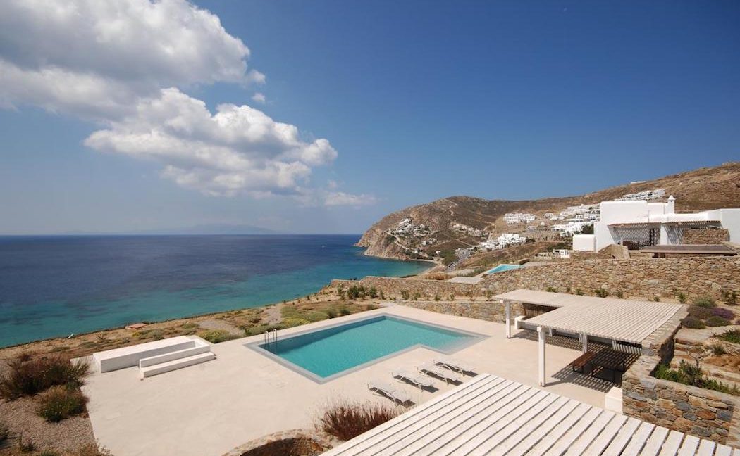 Villa for Sale Mykonos, Seafront Villa in Elia Beach Mykonos, Mykonos Real Estate 28