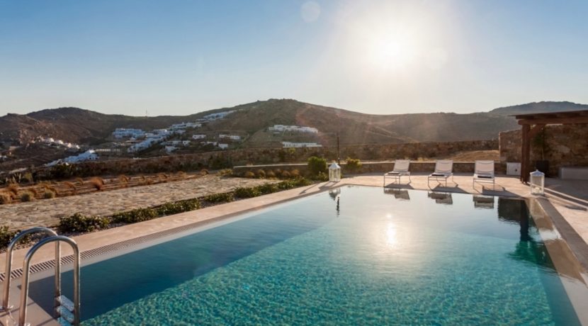 Villa in Mykonos for Sale 1