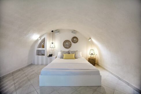 Hotel For Sale Santorini 9