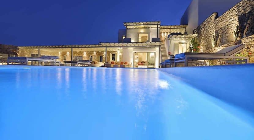 mykonos-luxury-villa-for-sale-32