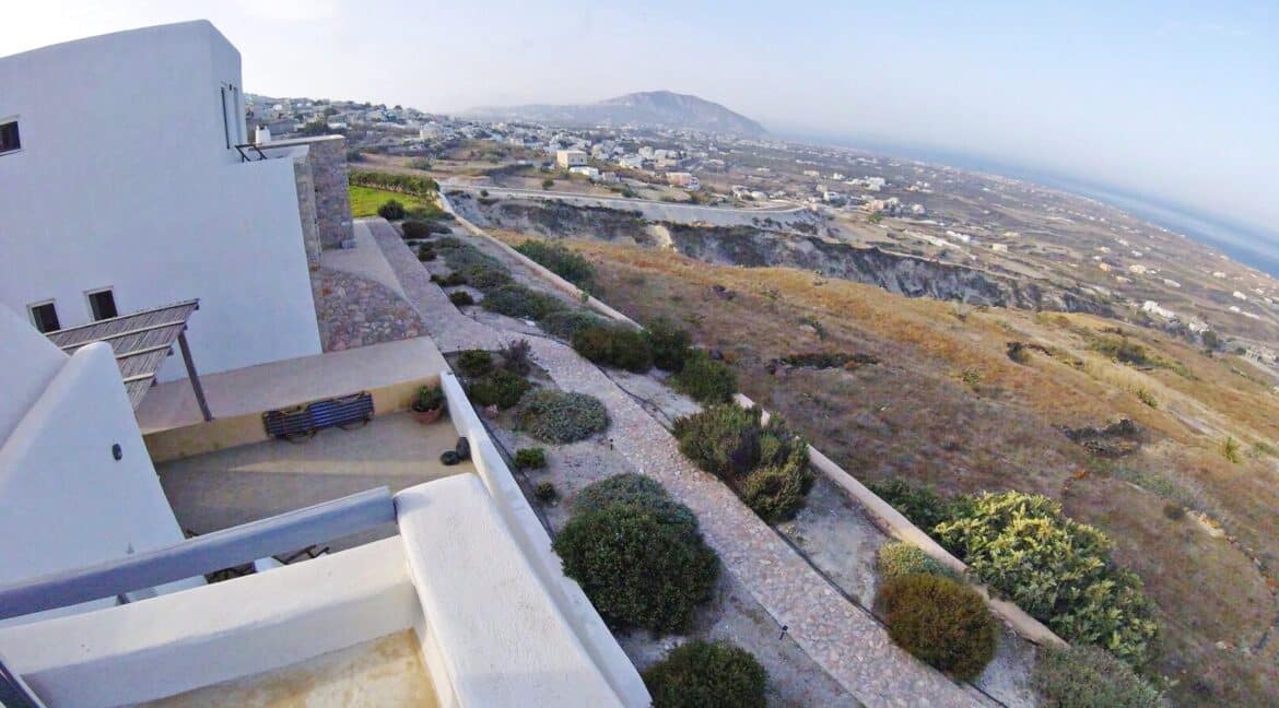 villa-at-santorini-for-sale-8