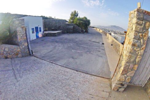 villa-at-santorini-for-sale-9