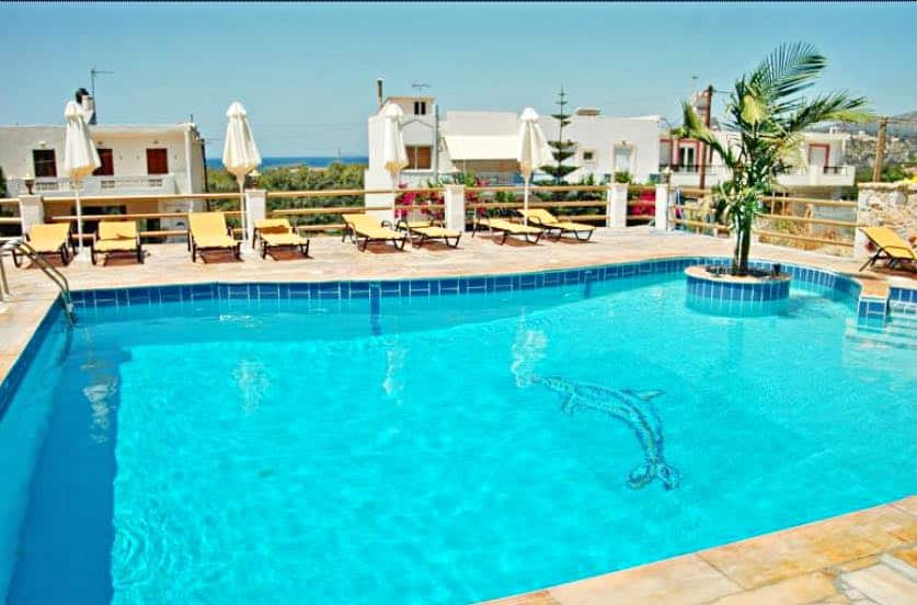 Low Price Hotel with pool at Crete (Agios Nikolaos) – 15 Rooms
