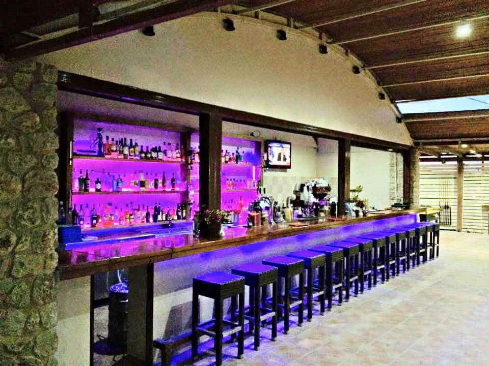 Beach Bar Restaurant for Sale in Santorini EXCLUSIVE