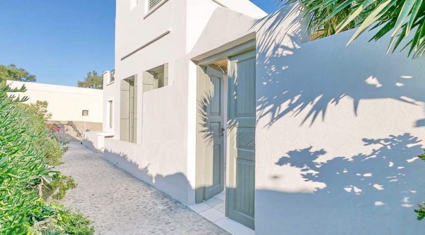 Luxury House with Pool Santorini 3