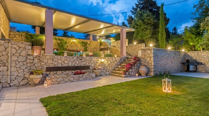 Luxury House for sale in Lefkada, Ionian Islands. Luxury Villa in Lefkada for sale. Luxury Property in Lefkada for sale, Real Estate Lefkada Greece 3