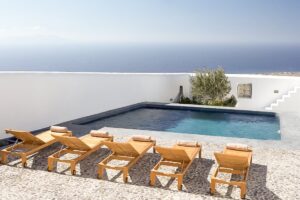 Big Villa in Santorini For Sale, Pyrgos