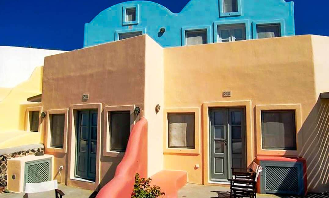 Villas for Sale at Oia Finikia Santorini 20