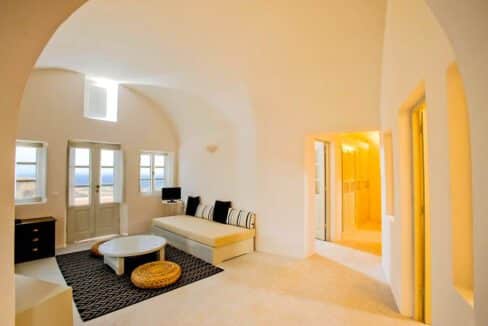 Villas for Sale at Oia Finikia Santorini 3