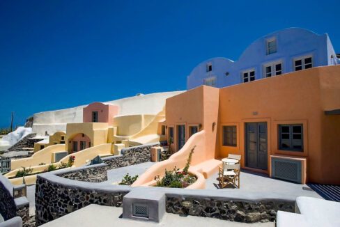 Villas for Sale at Oia Finikia Santorini 9