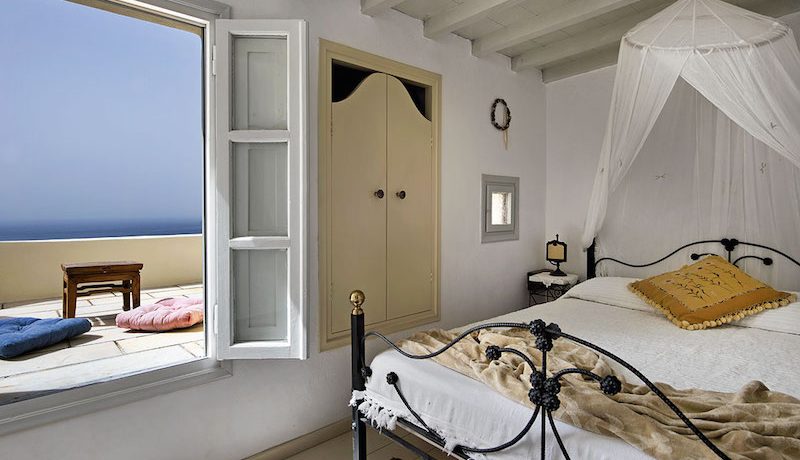 House Finikia Santorini for sale 3