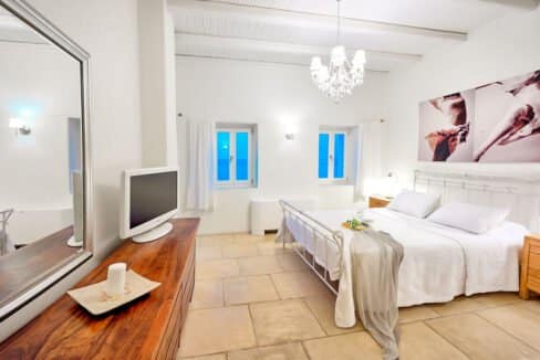 Luxury Seafront Villa , Ios Cyclades. Cyclades Luxury Villas for Sale 12