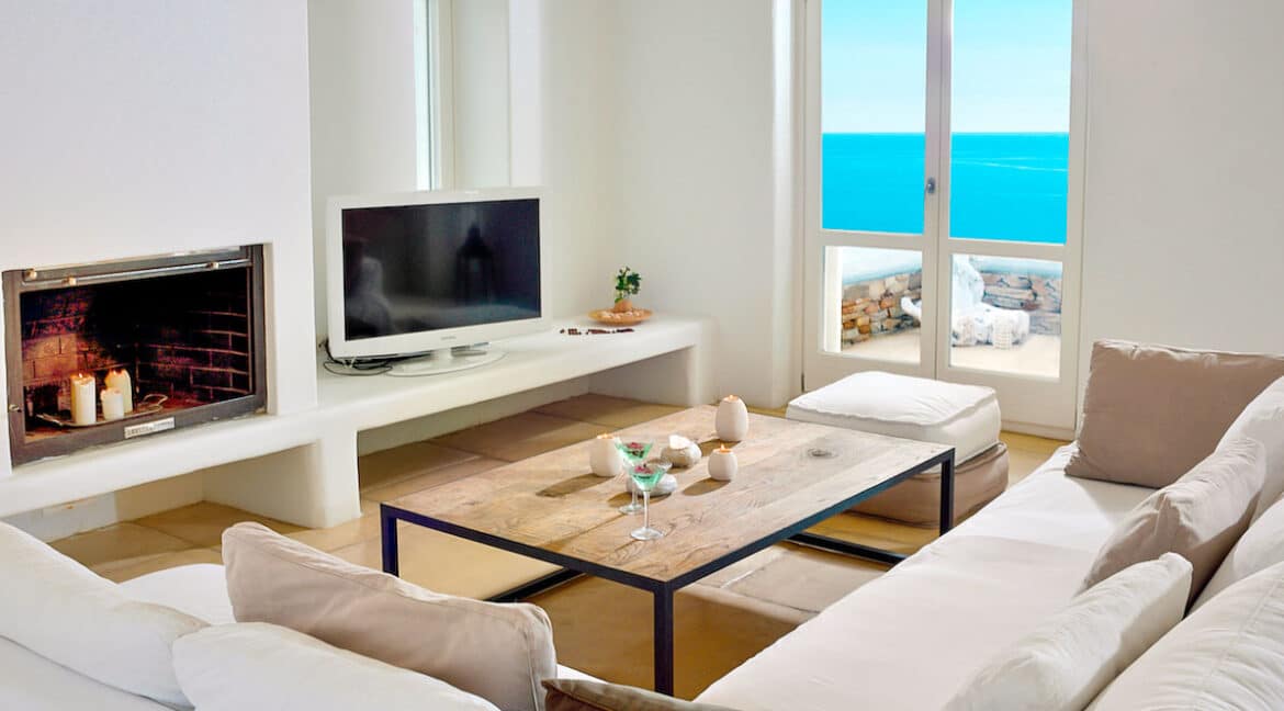 Luxury Seafront Villa , Ios Cyclades. Cyclades Luxury Villas for Sale 16