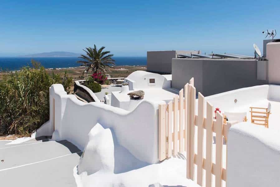 Big Property of 3 Houses at Finikia Oia Santorini  EXCLUSIVE