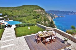 Waterfront villa Corfu 15