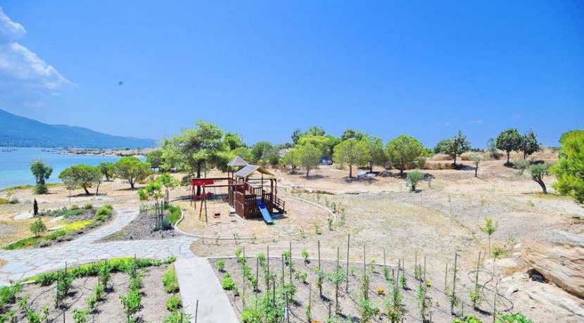 Amazing Seafront Villa Near Vourvourou Sithonia Halkidiki 25