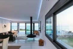 Amazing Seafront Villa at Crete 27