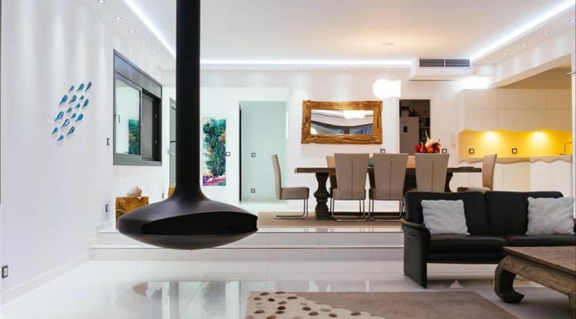 Amazing Seafront Villa at Crete 32