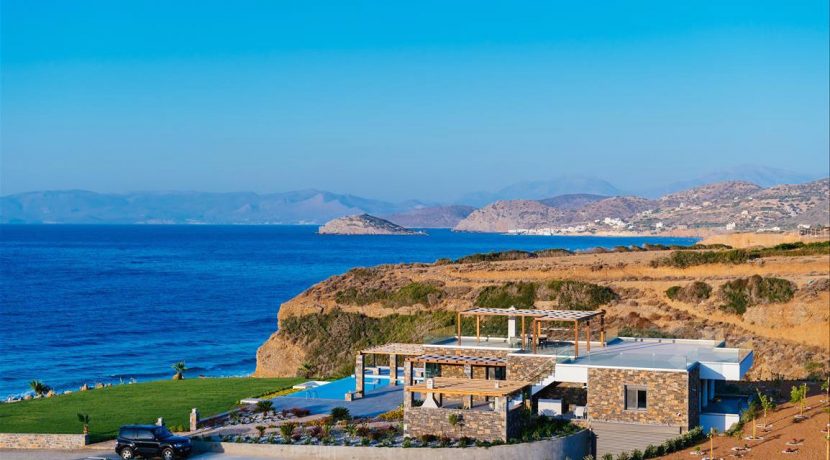 Amazing Seafront Villa at Crete 35