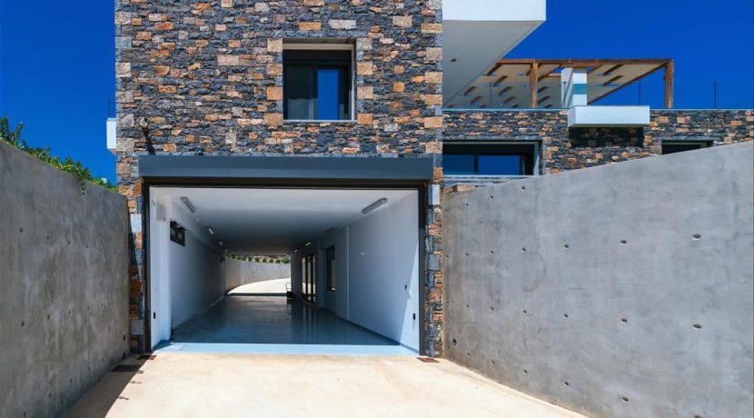 Amazing Seafront Villa at Crete 41