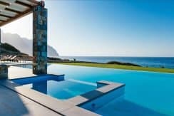 Amazing Seafront Villa at Crete 44