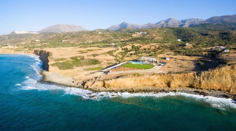 Amazing Seafront Villa at Crete 53