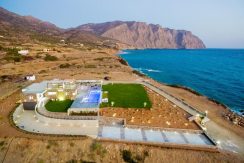 Amazing Seafront Villa at Crete 55