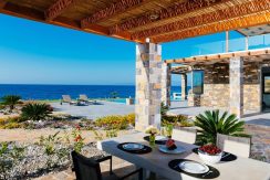 Amazing Seafront Villa at Crete 73