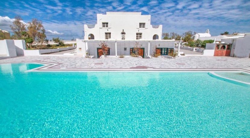 Big Villa for sale in Santorini, Akrotiri11